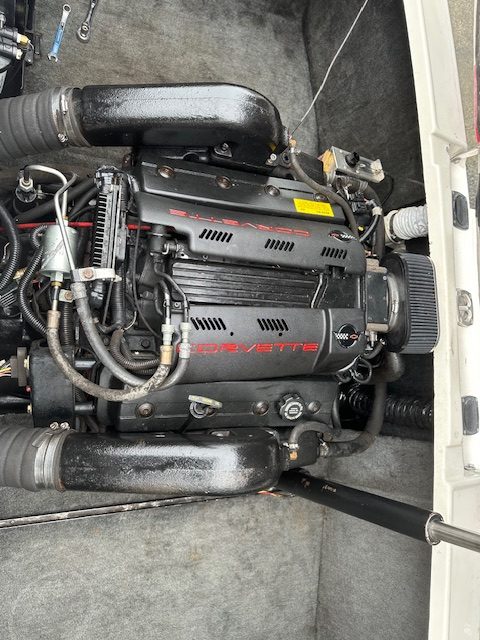 1995 Mastercraft Maristar 225 VRS with Corvette LT1