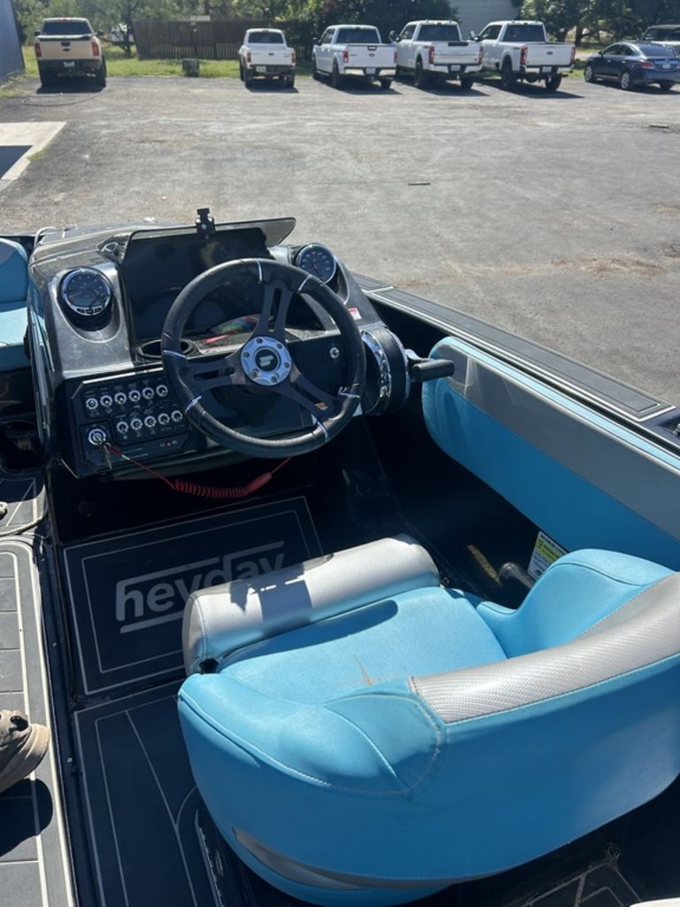 2017 Heyday Wake Boats WT-2