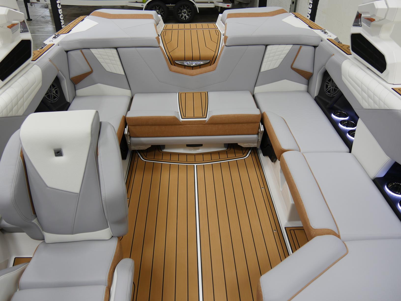2025 Nautique S21 