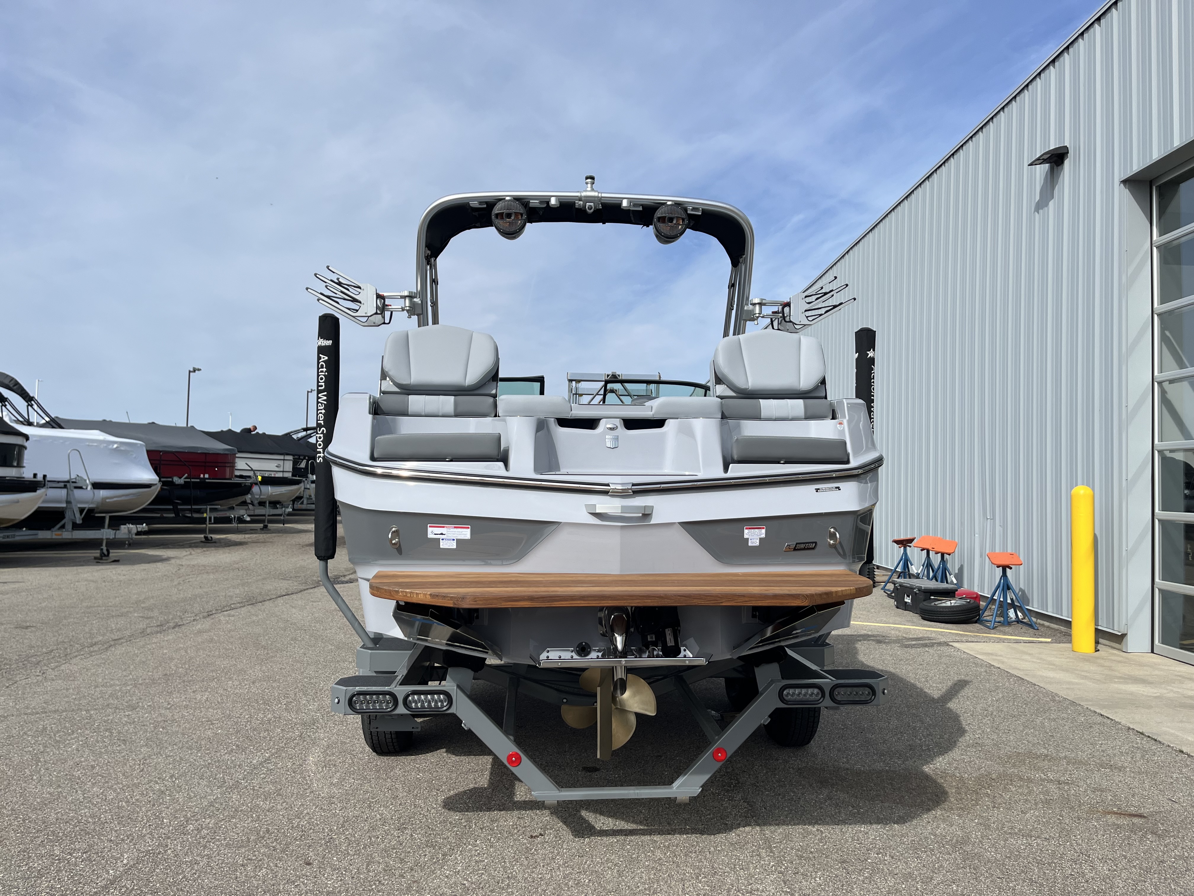 2024 MasterCraft XT22