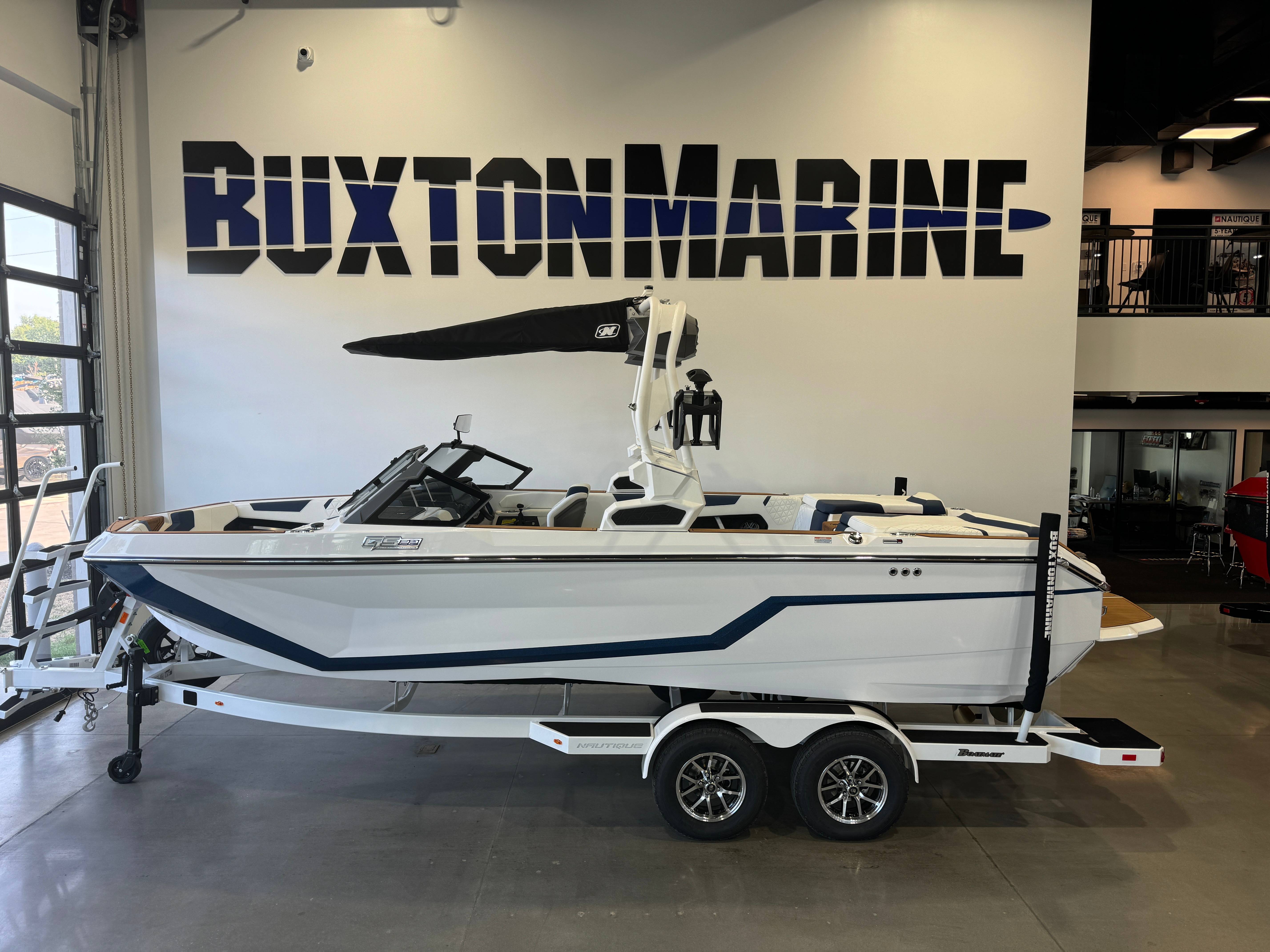 boat.Title