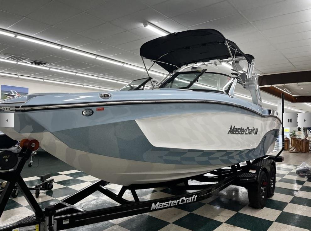 boat.Title