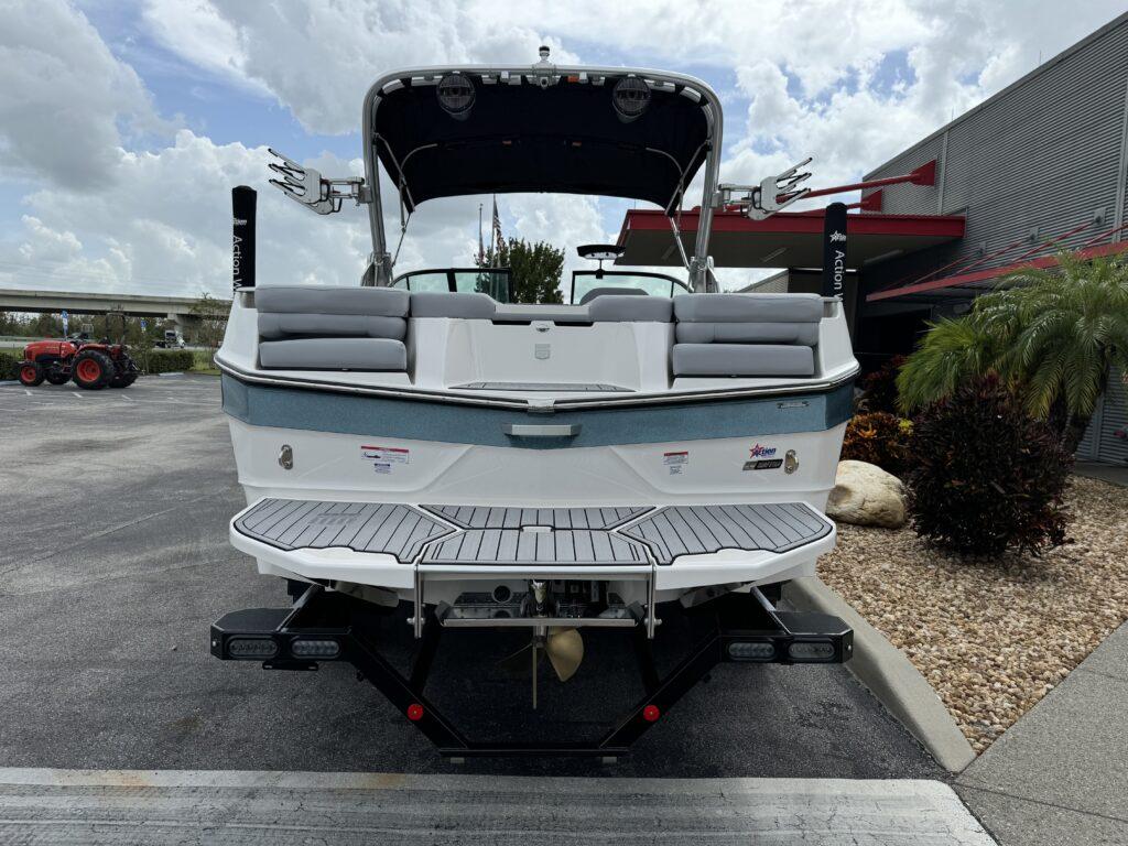 2025 MasterCraft XT23