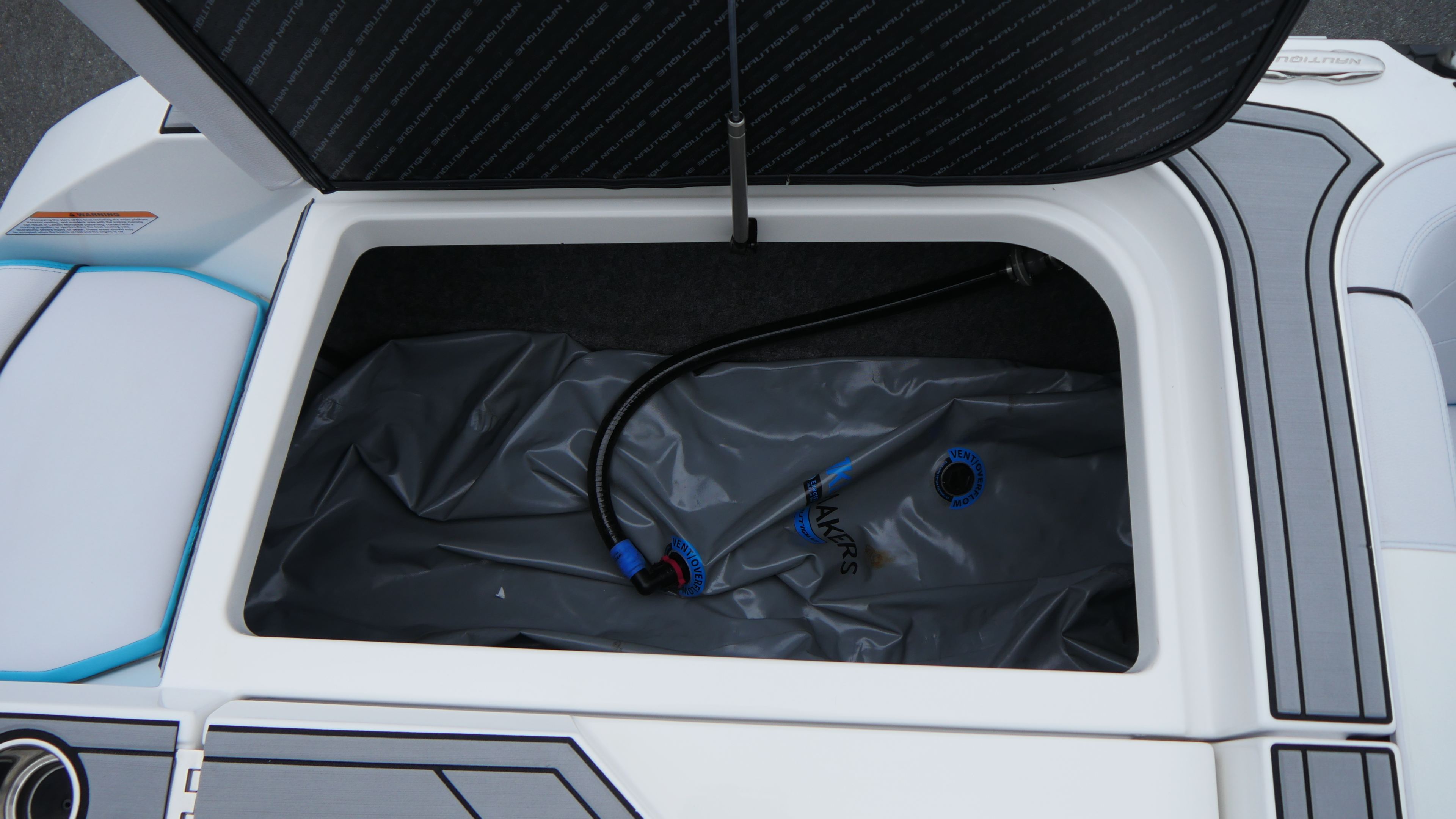2018 Nautique GS24 w/ Trailer