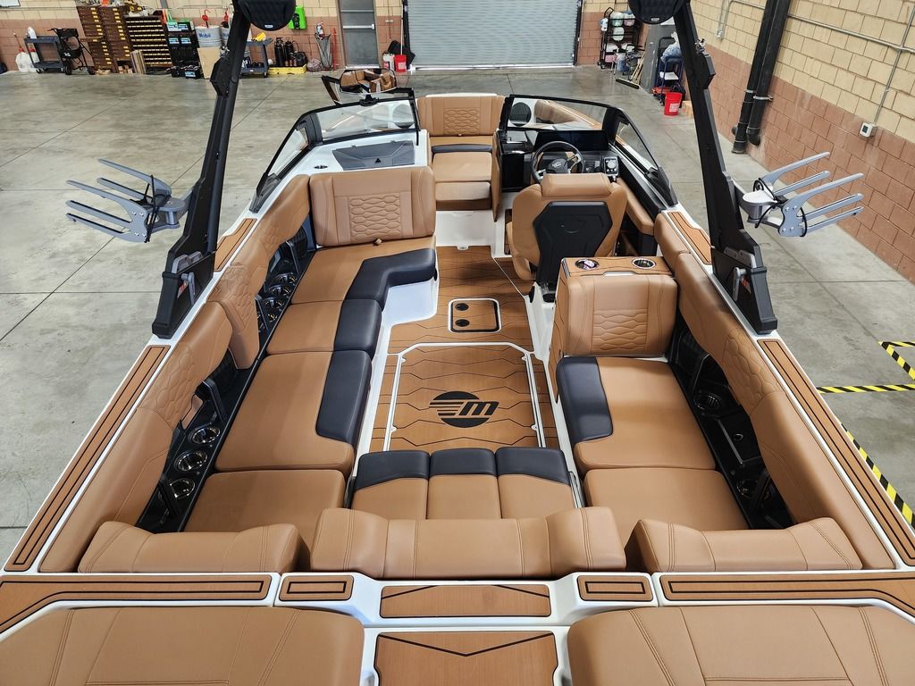 2025 Malibu Boats 24 MXZ
