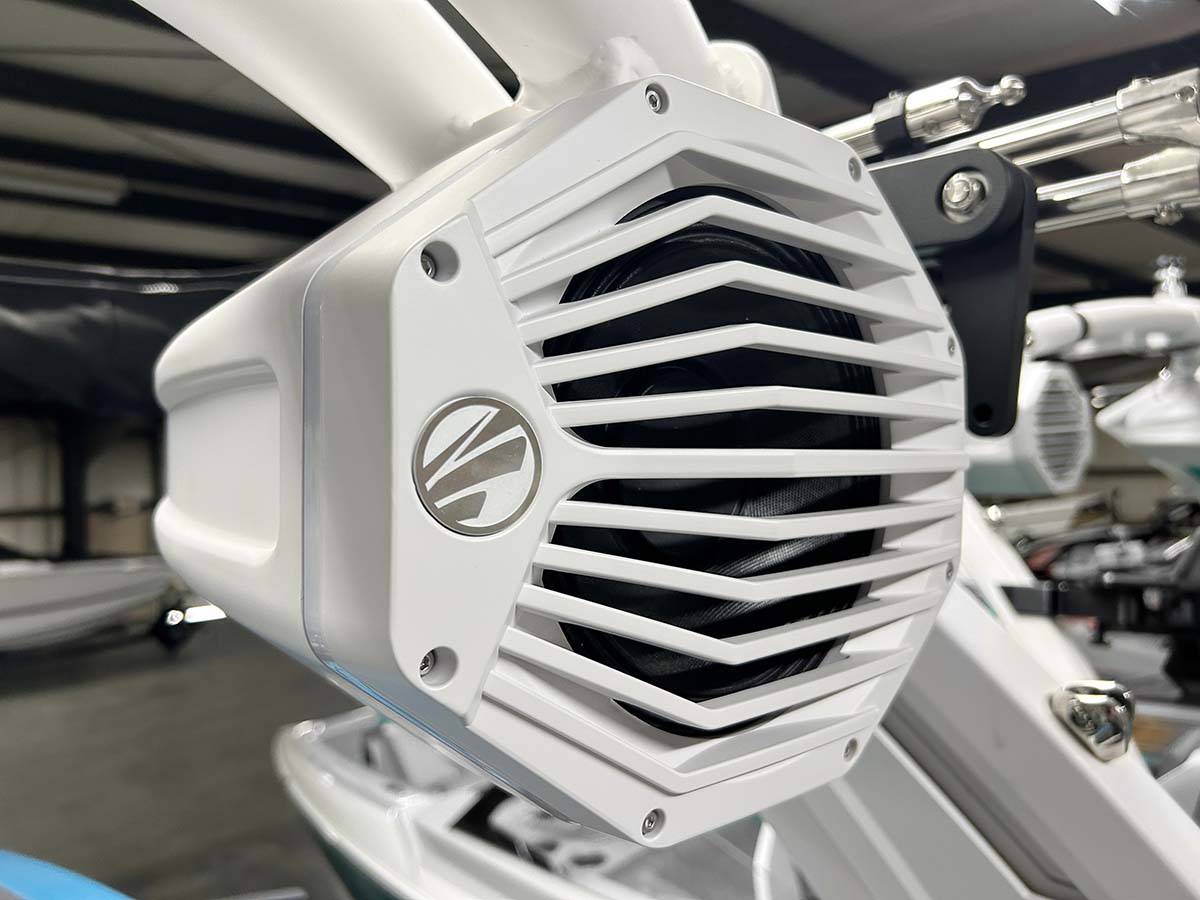 2023 Tigé 20RZX – STORED INDOORS (TEMPERATURE CONTROLLED)