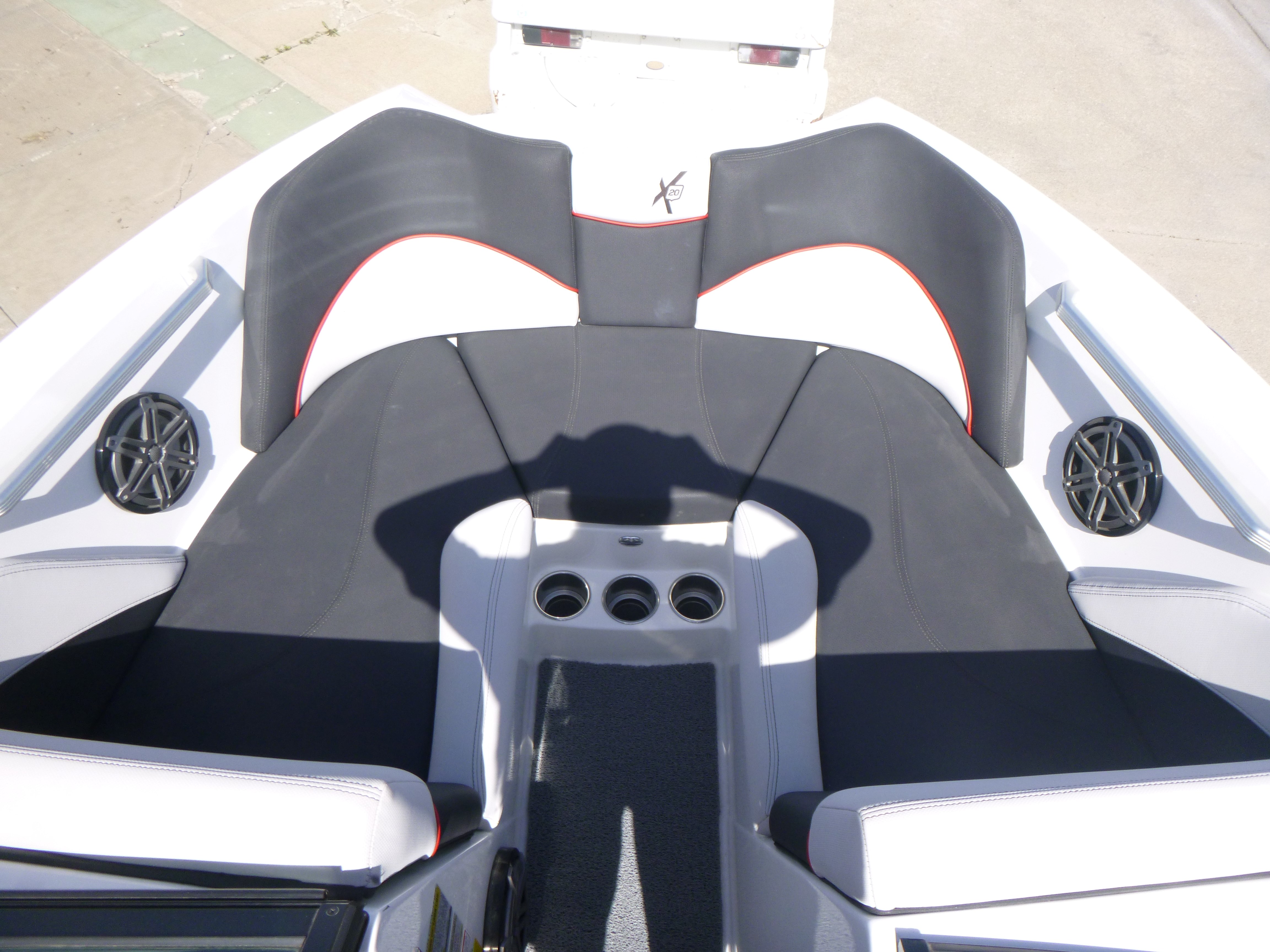 2017 MasterCraft X20