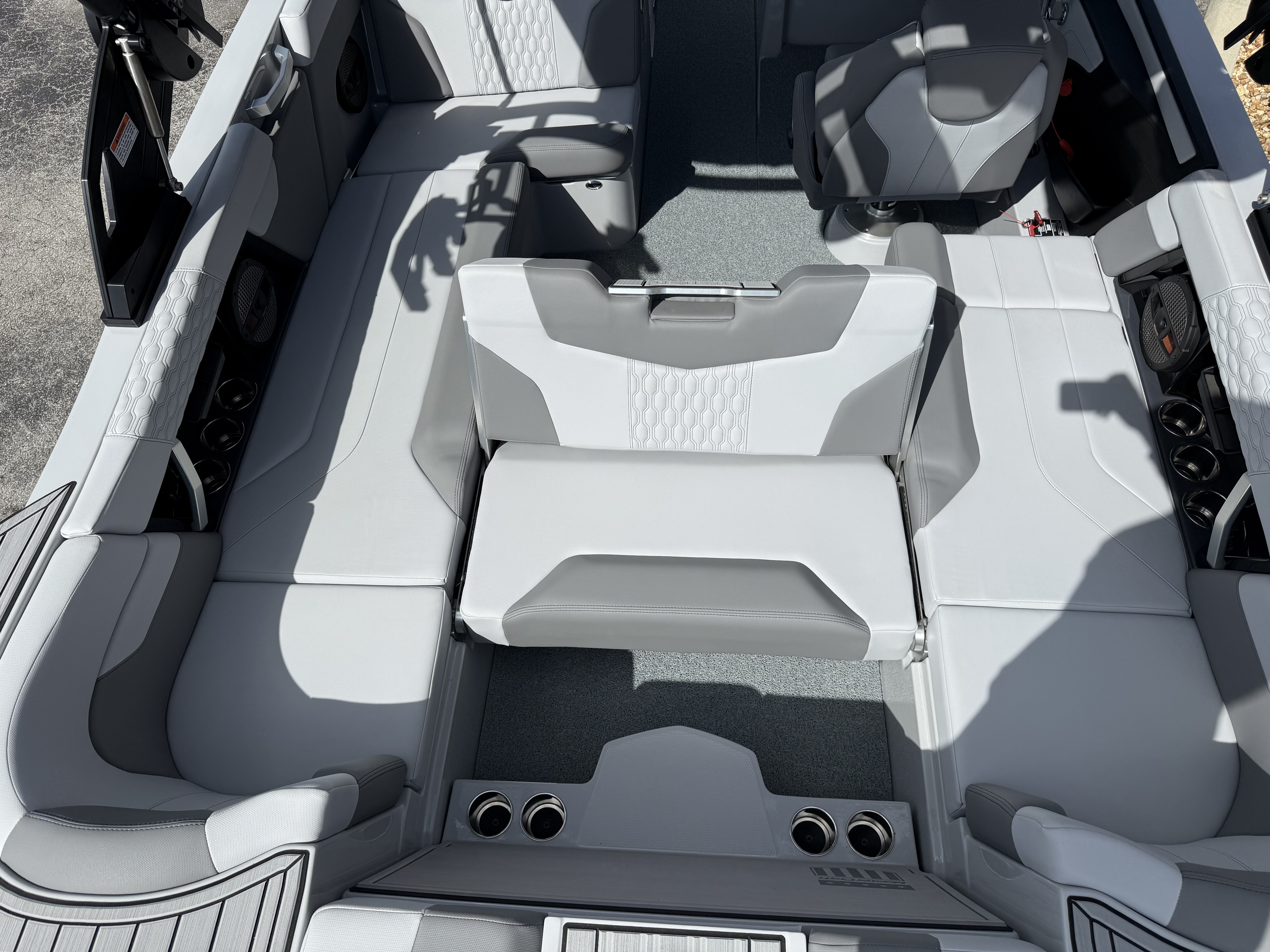 2024 MasterCraft XT22