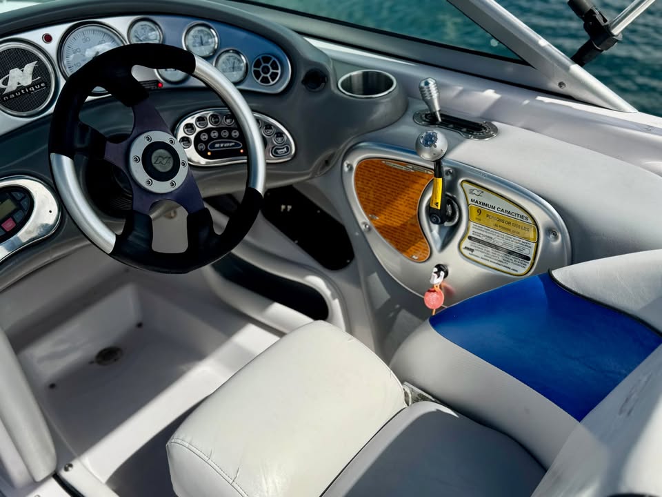 2006 Nautique SV-211