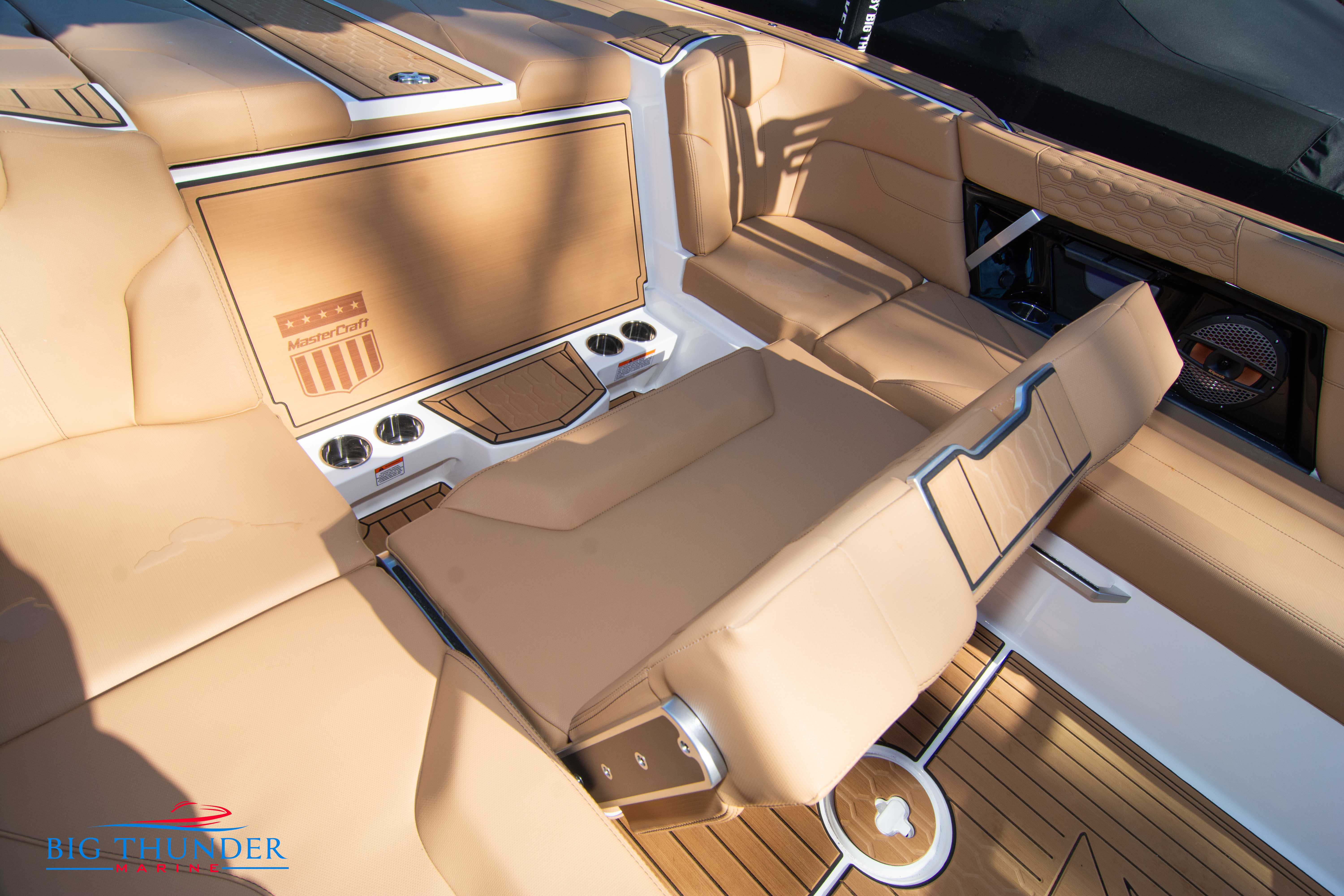 2024 Mastercraft XT25