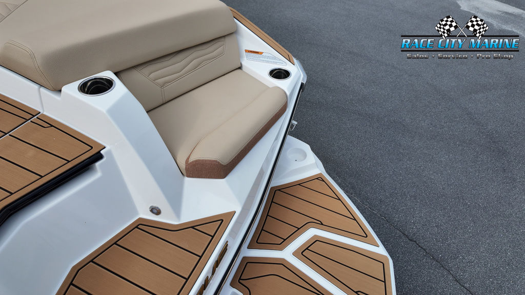 2025 Nautique Super Air Nautique G25
