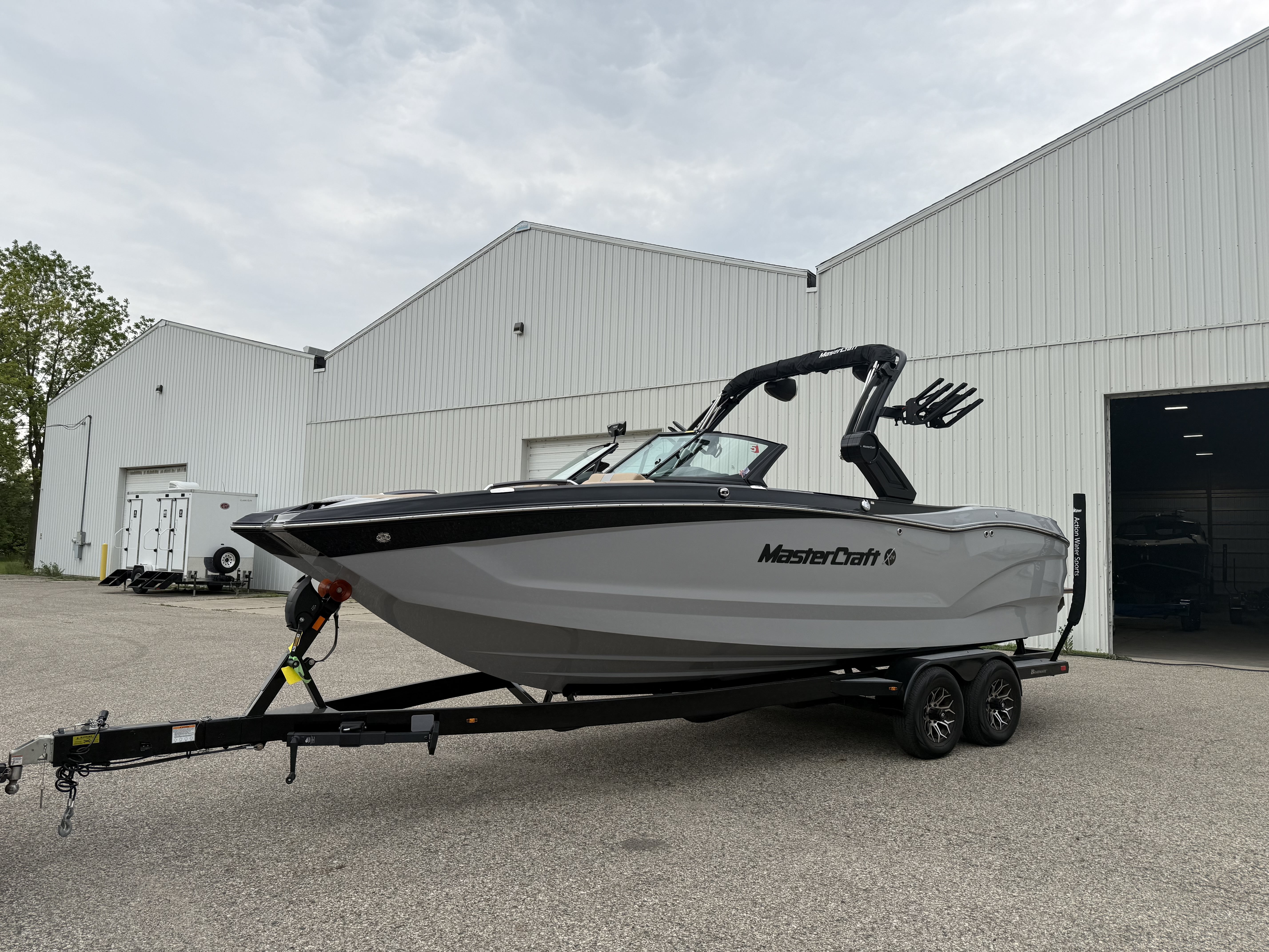 2023 MasterCraft X24