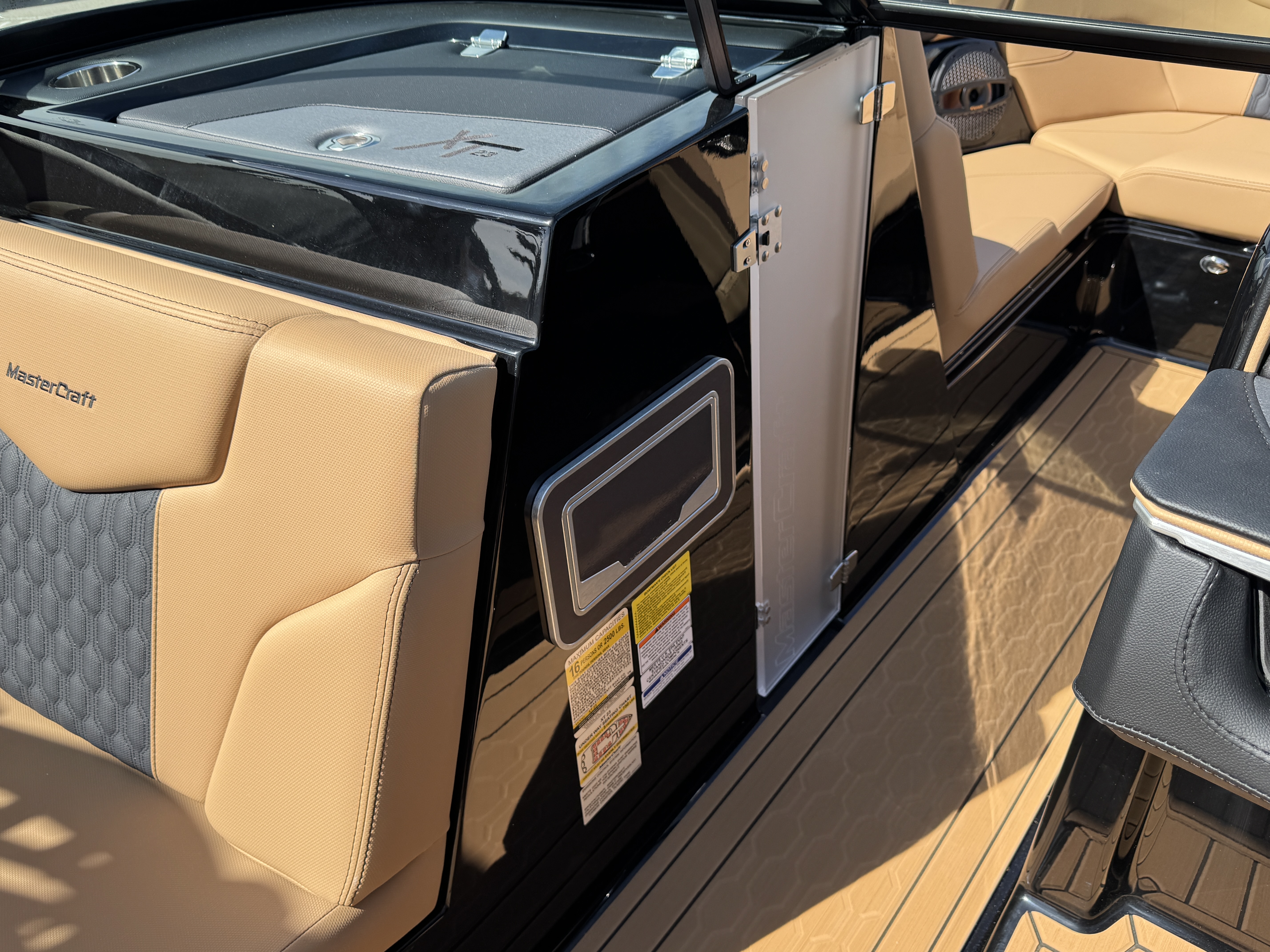 2025 MasterCraft XT23