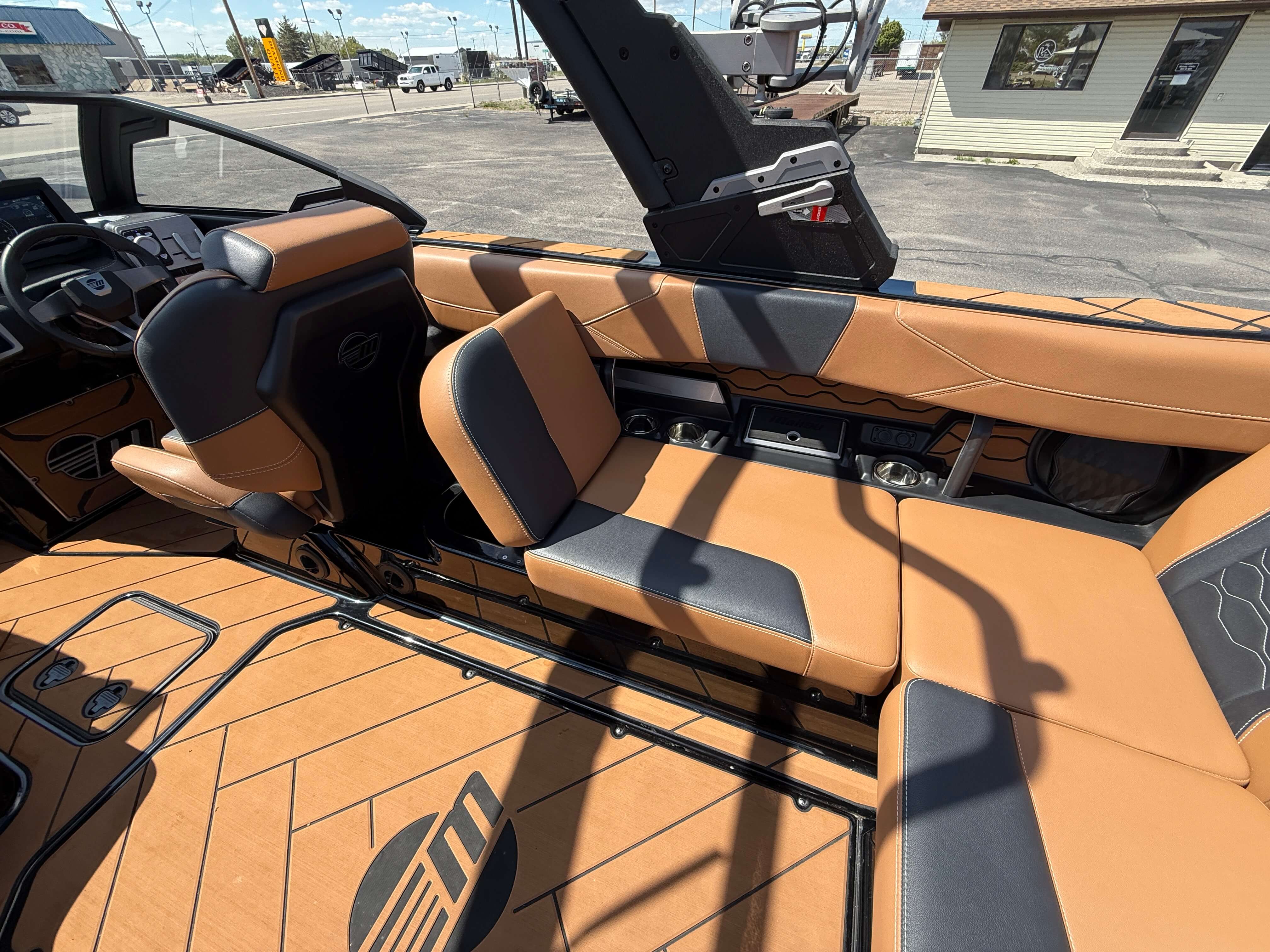 2024 Malibu Wakesetter 23 LSV Icon