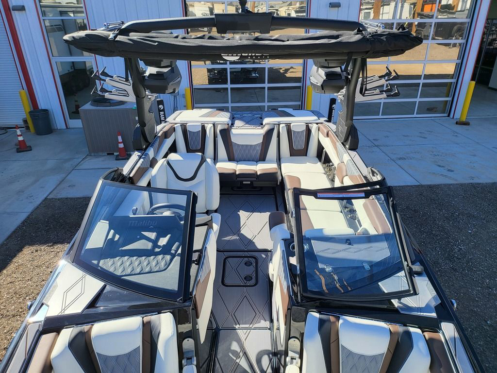 2025 Malibu Boats M230
