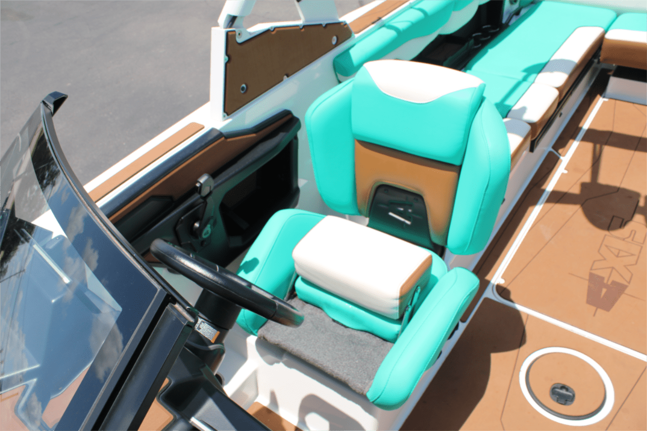 2023 Axis T250