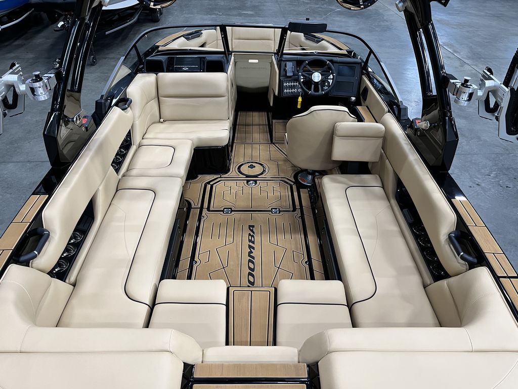 2024 MOOMBA Mojo