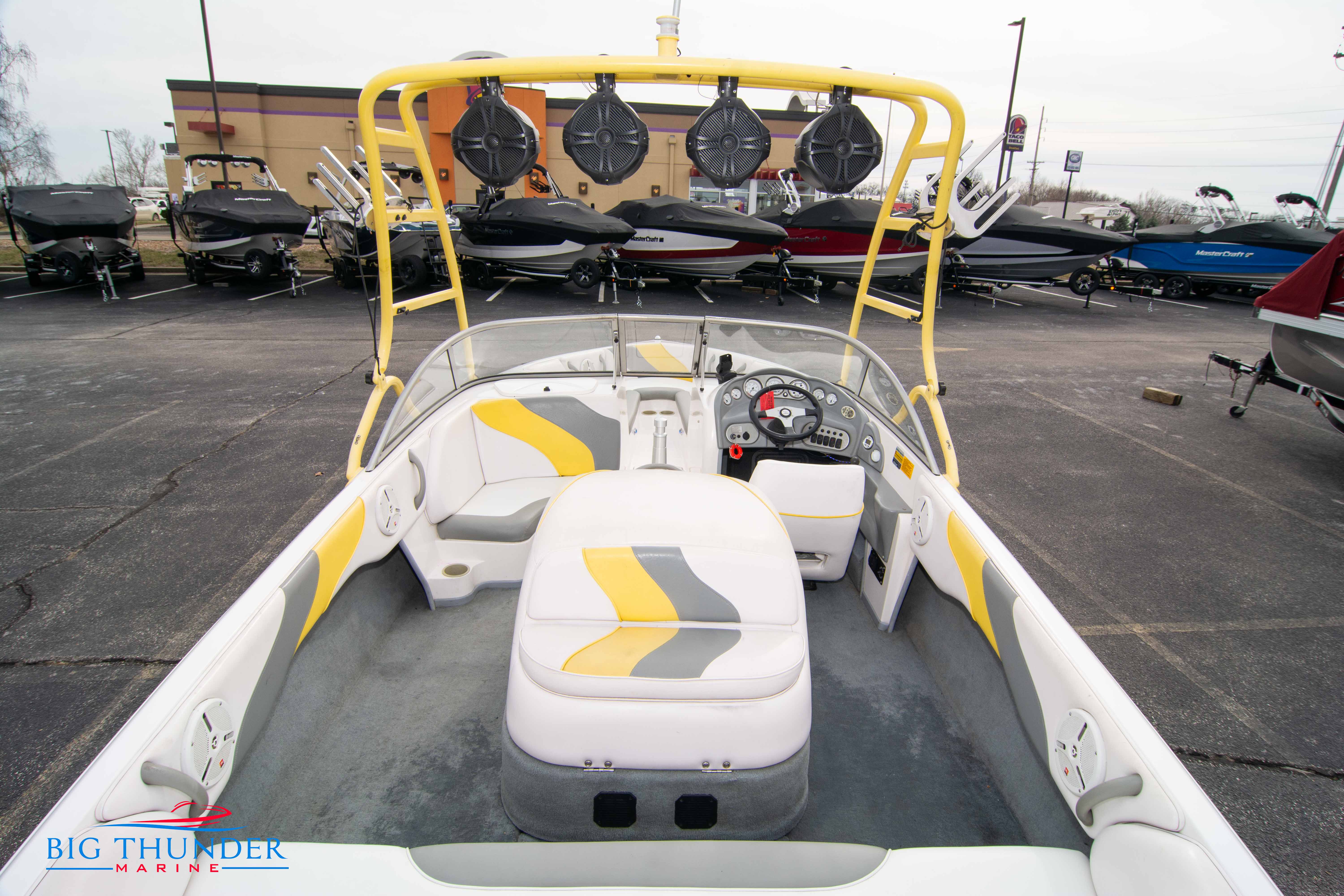 2003 Moomba Mobius
