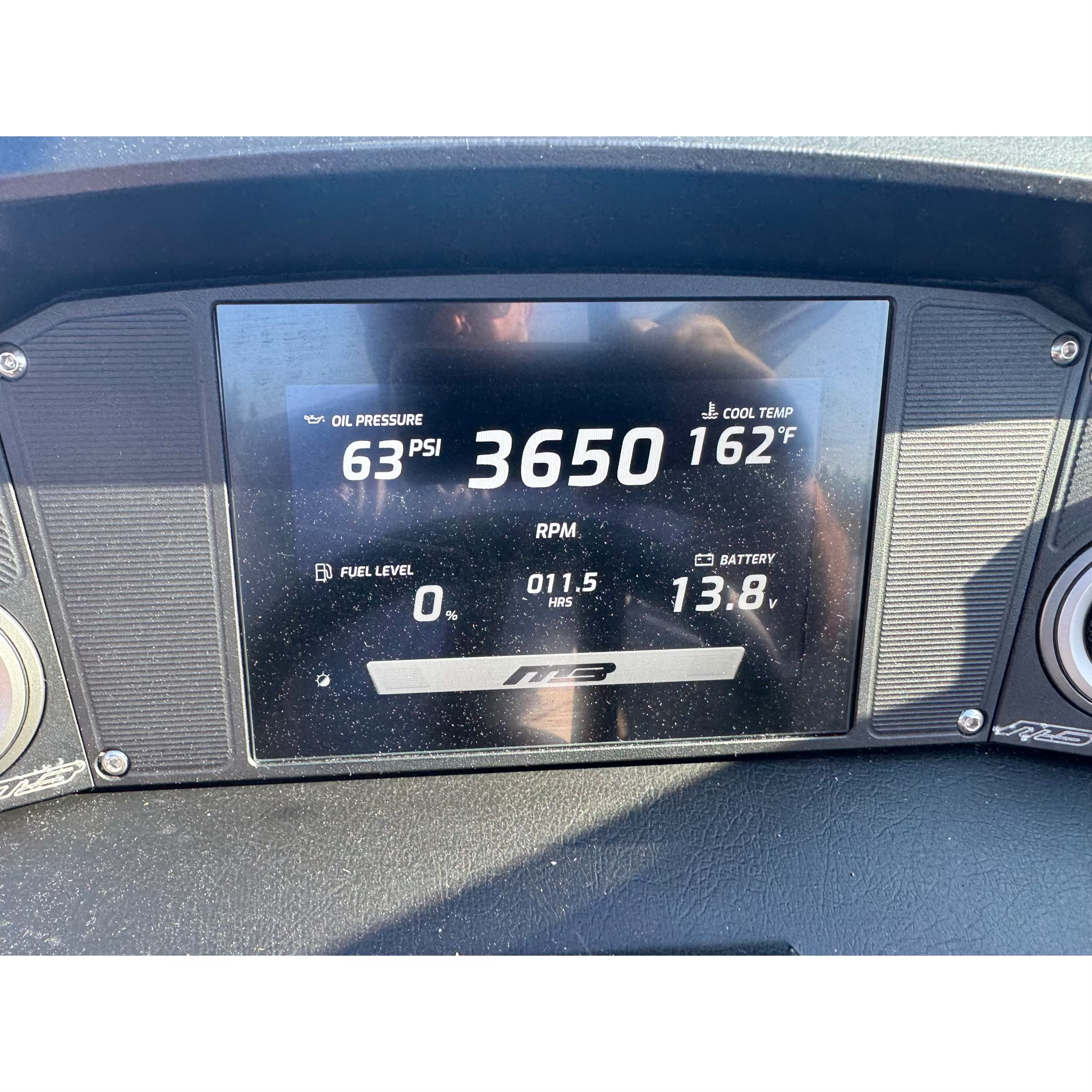 2024 MB B52 23 Alpha