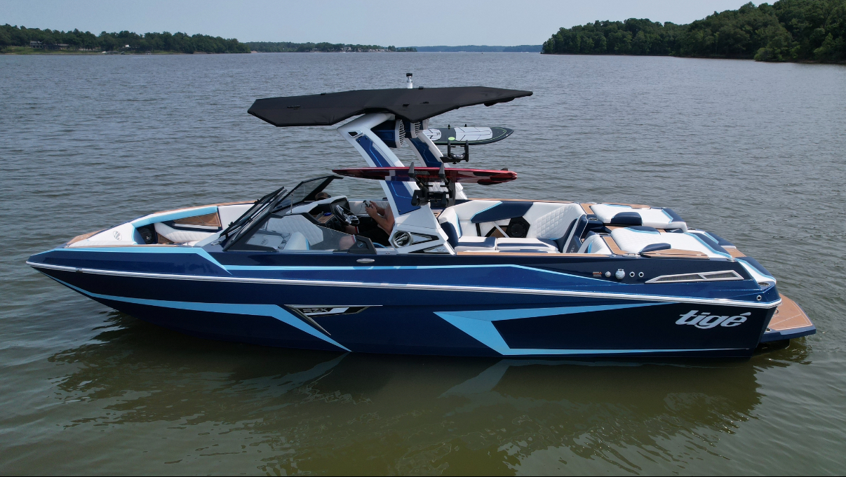 2025 Tige RZX 24 Power Tower Heated Seats Loaded Out, Like New