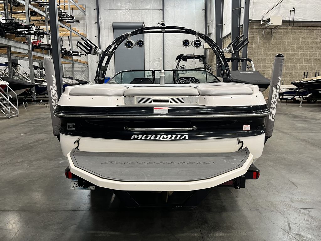 2013 MOOMBA Mobius LSV