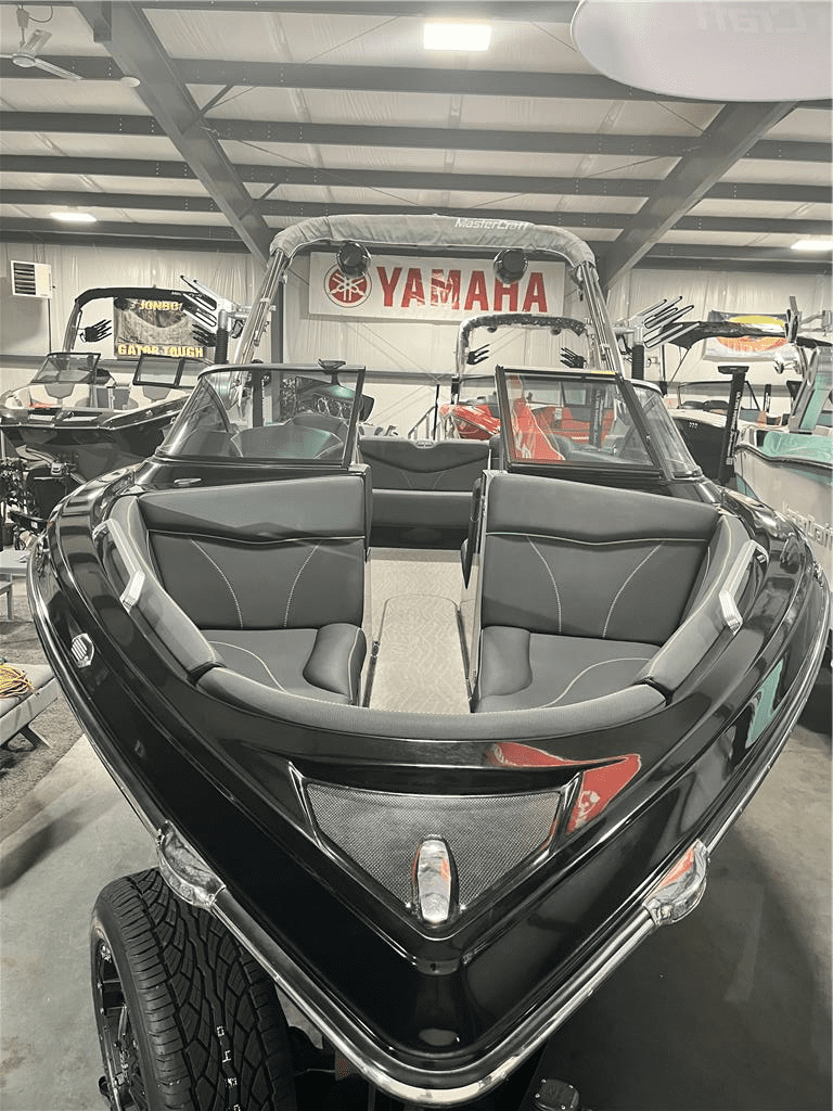 2019 Mastercraft XT23