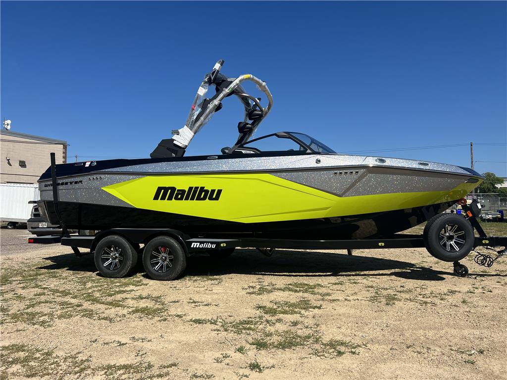NEW 2024 MALIBU 23 LSV WAKESETTER w/ M6DI (DH) and TRAILER