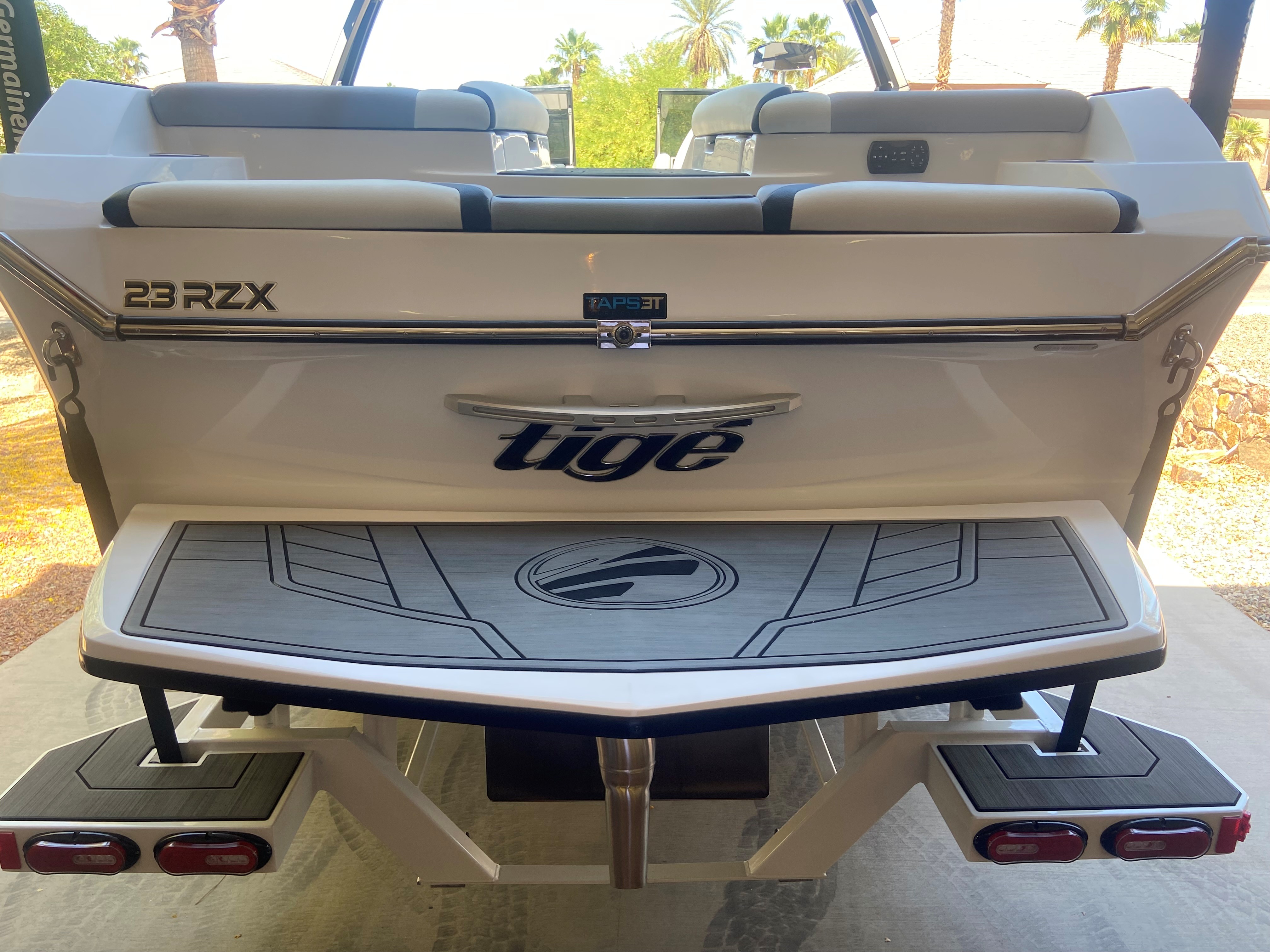 Super Clean 2020 Tige 23RZX
