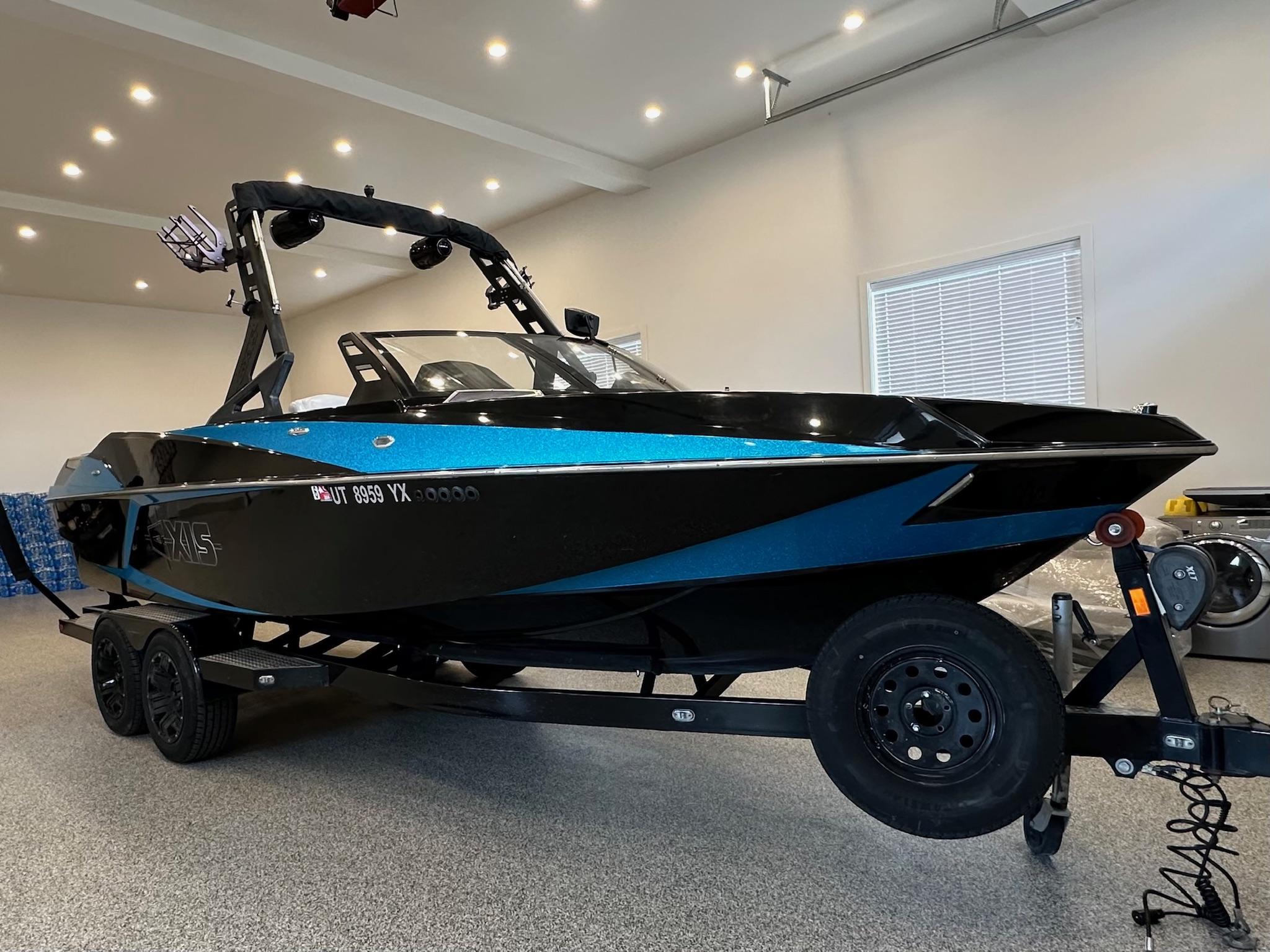 2017 Axis T23 Icon