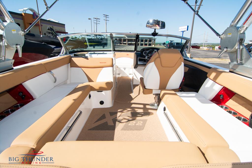 2021 Mastercraft XT22