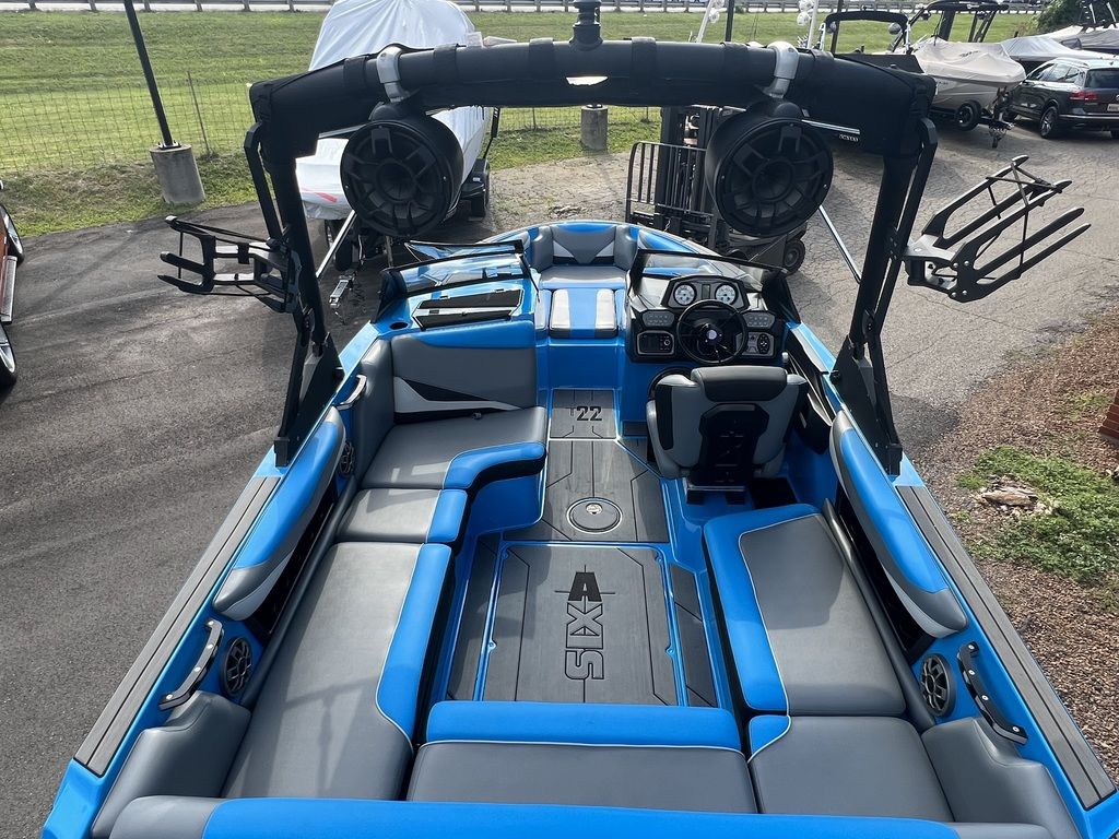 2020 Axis Wake Research T22