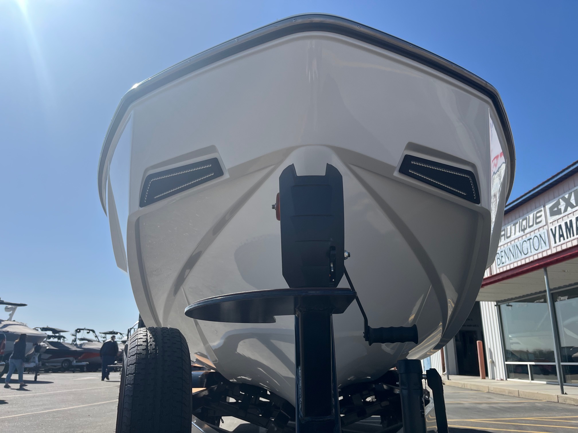 2025 Axis Wake Research T235