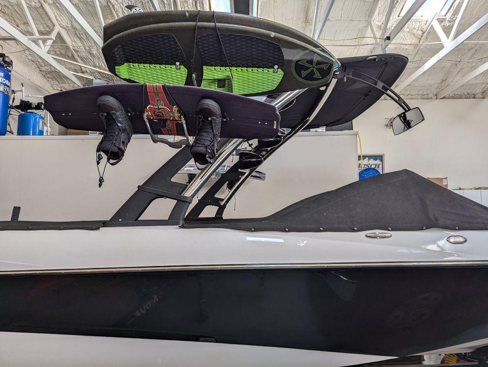 boat.Title