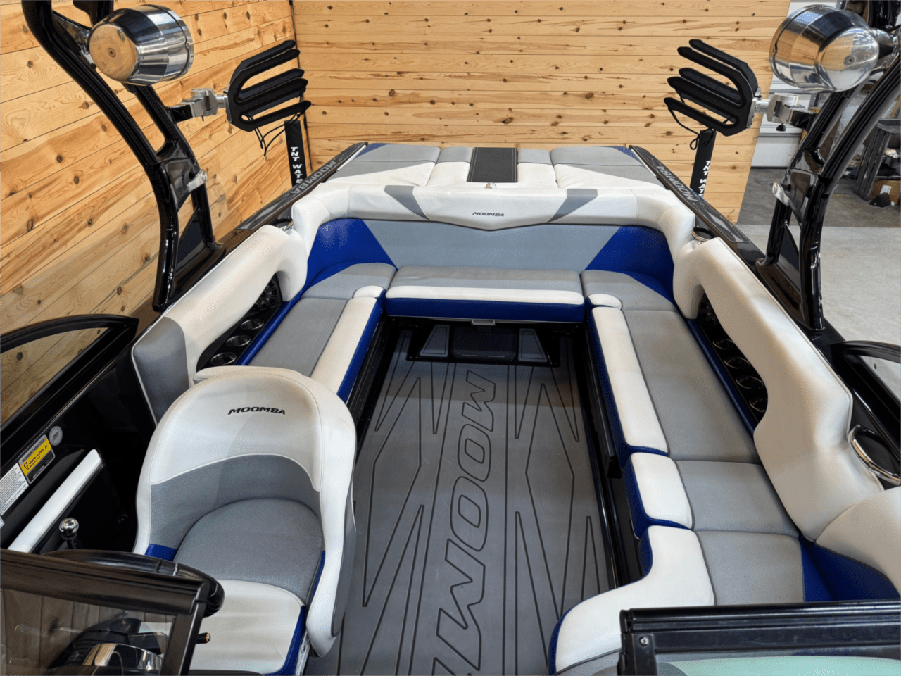 Moomba Boats Mojo V-Drive 23 2016