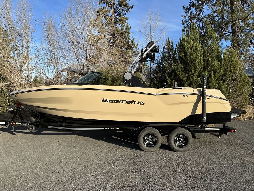 boat.Title