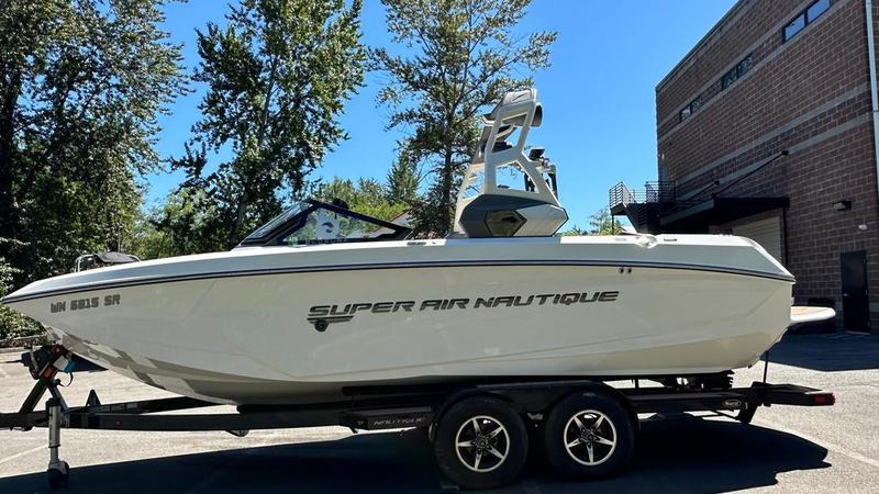 2019 Nautique G23