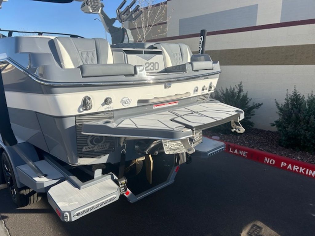 2025 Malibu Boats M230