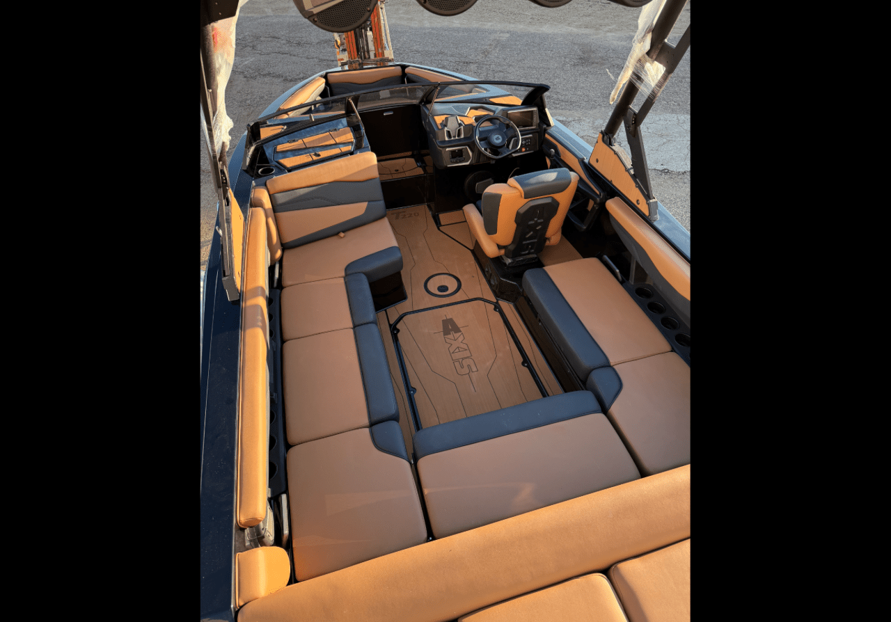New 2025 AXIS T220 Wake Boat w/ Trailer