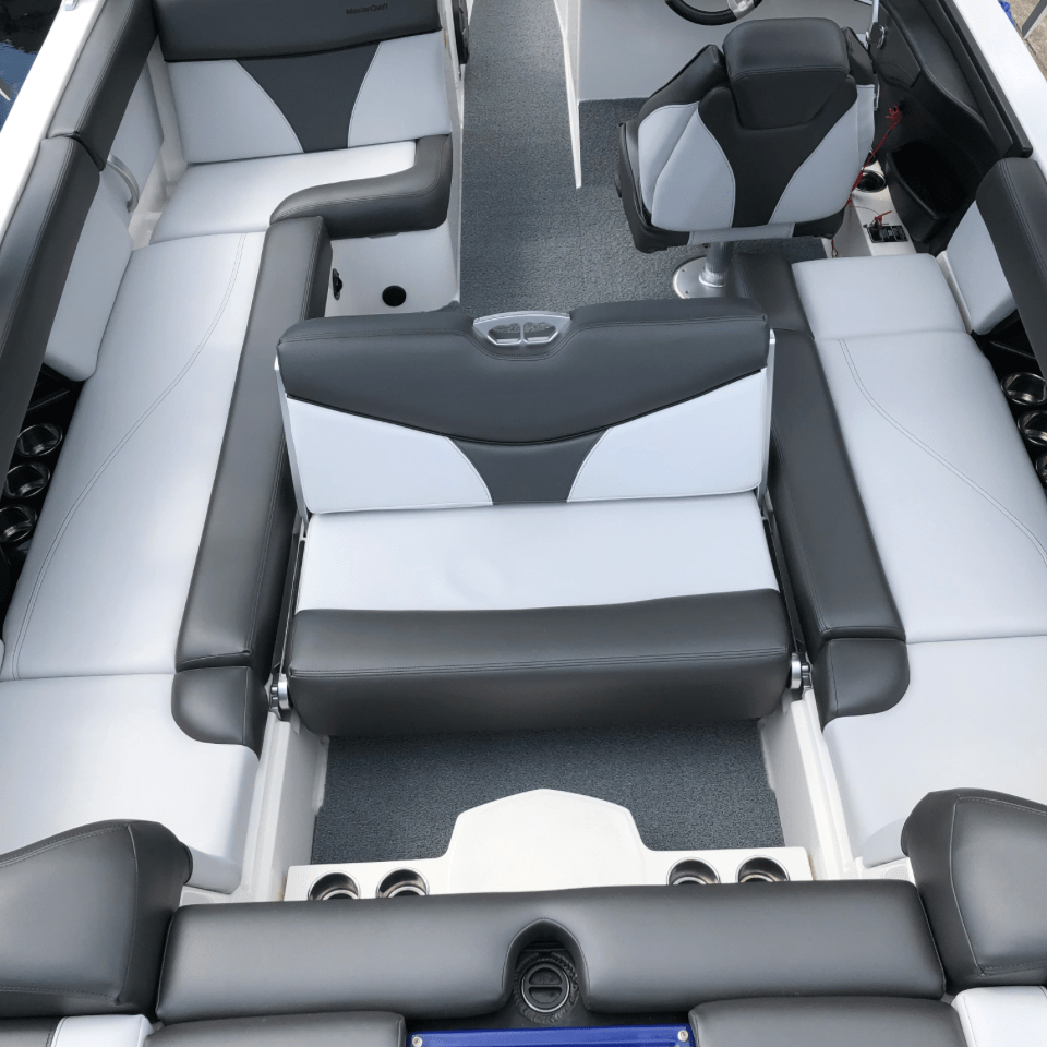 2019 MASTERCRAFT XT 23