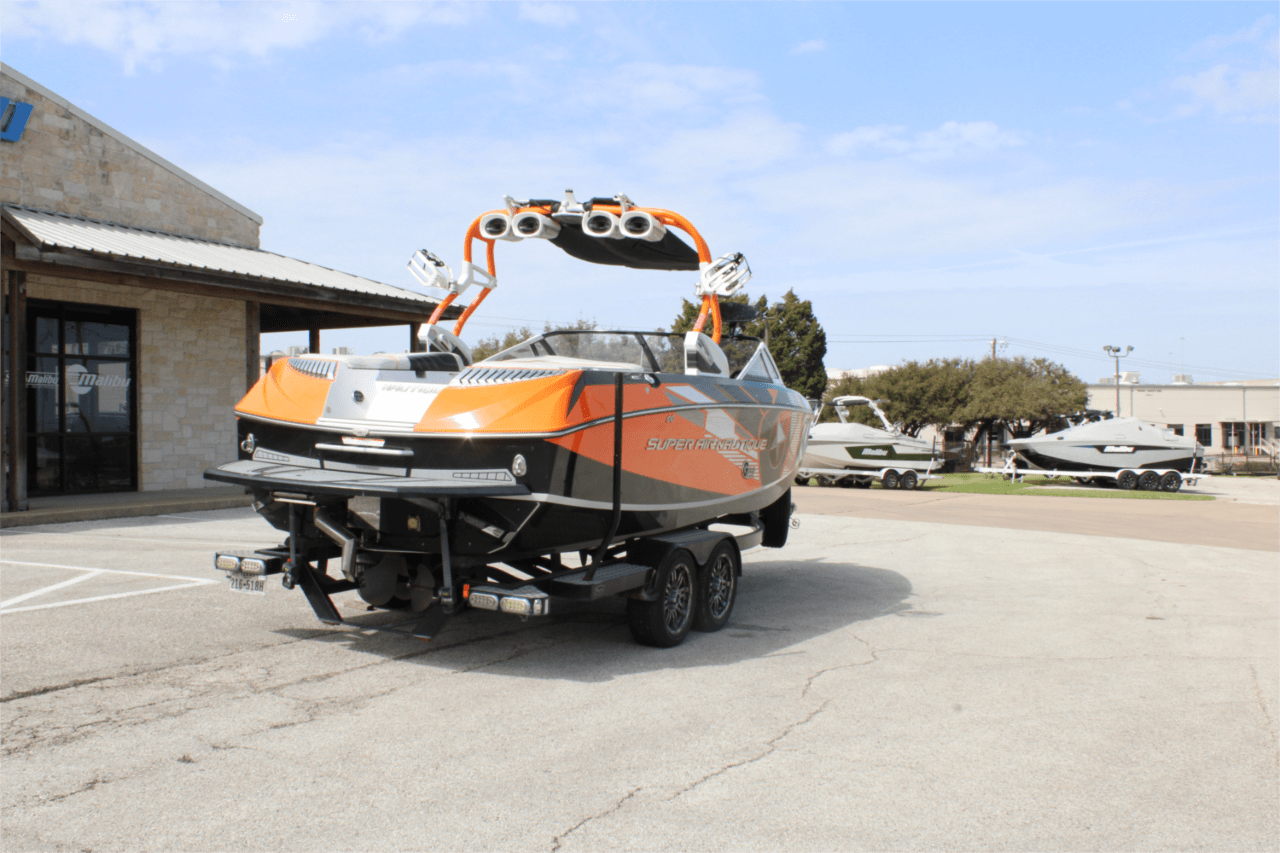 2013 Nautique G23