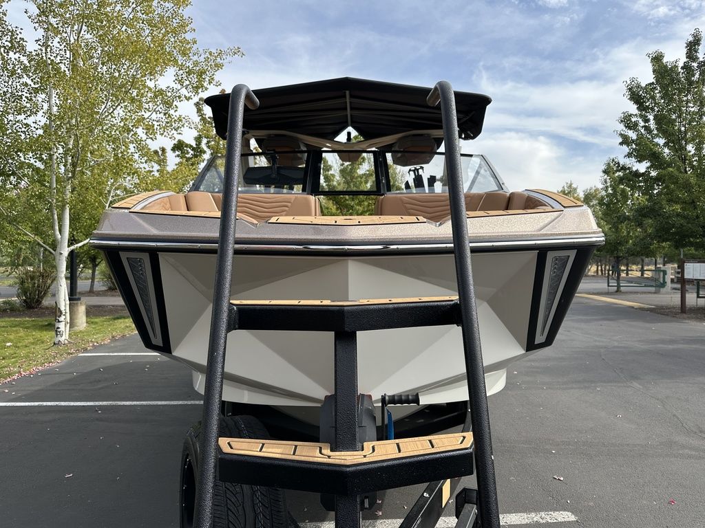 2025 Nautique Super Air Nautique G23 Icon