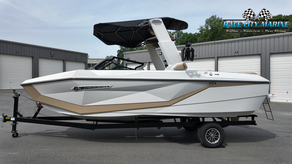 2025 Nautique G23
