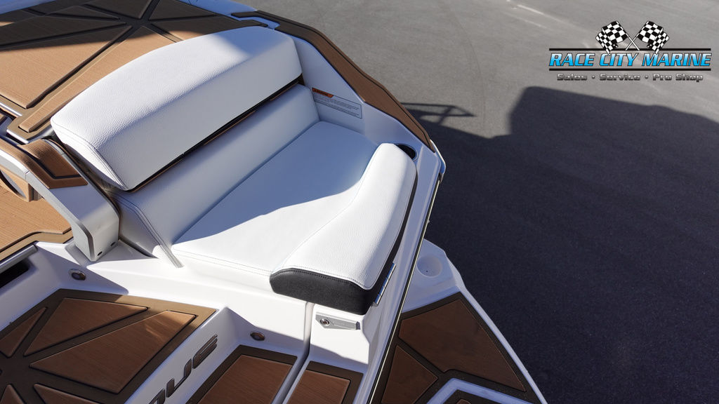2025 Nautique P23
