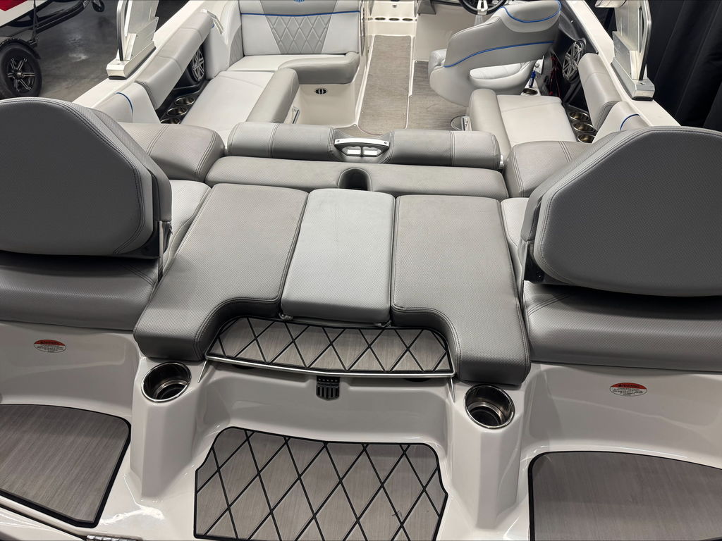 2015 MasterCraft X20