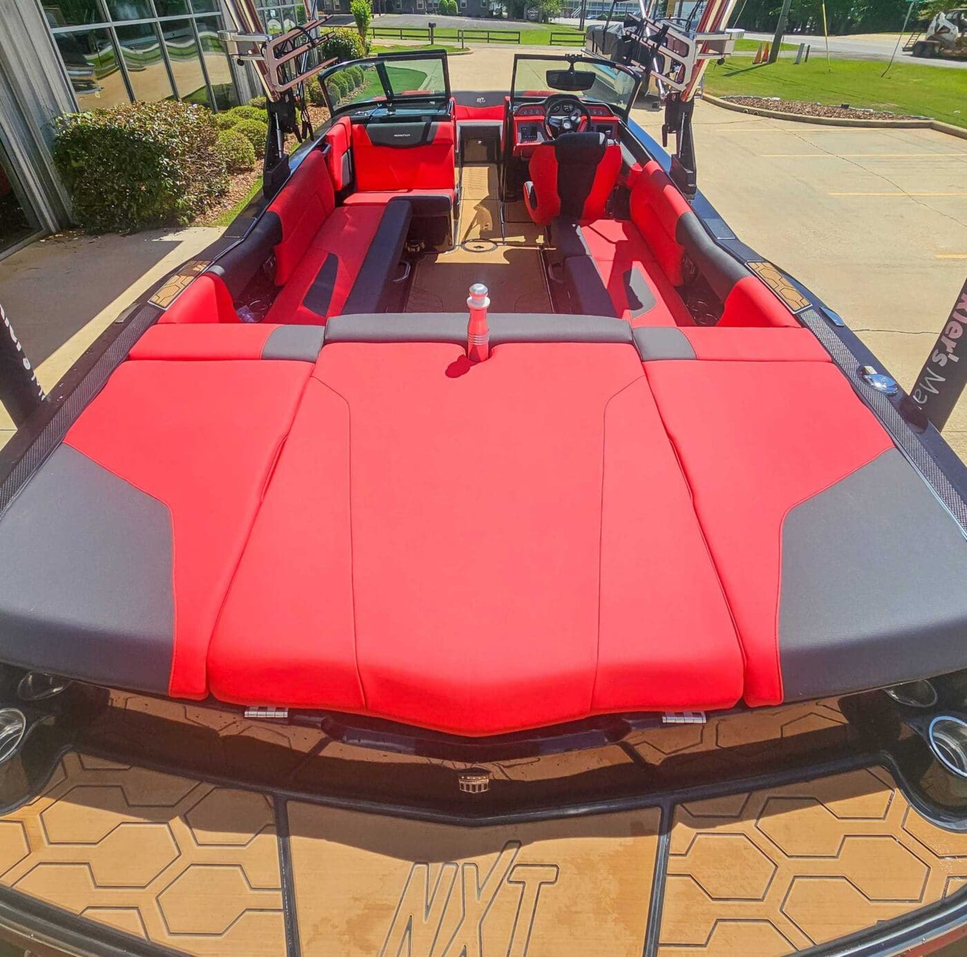 2021 MasterCraft NXT24