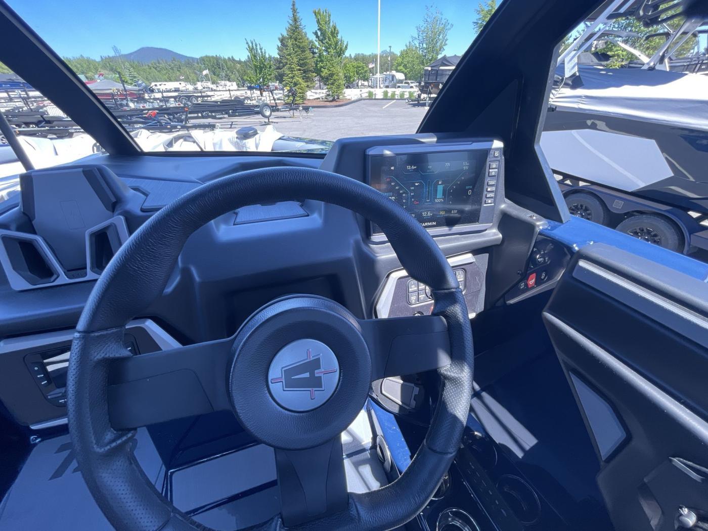 2024 Axis T250