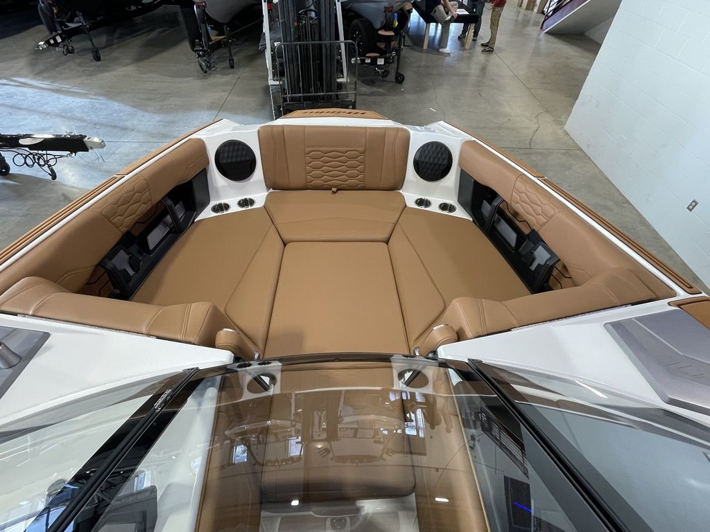 2025 Malibu Boats 24 MXZ