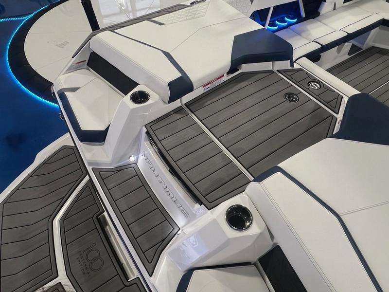 2025 Nautique GS22