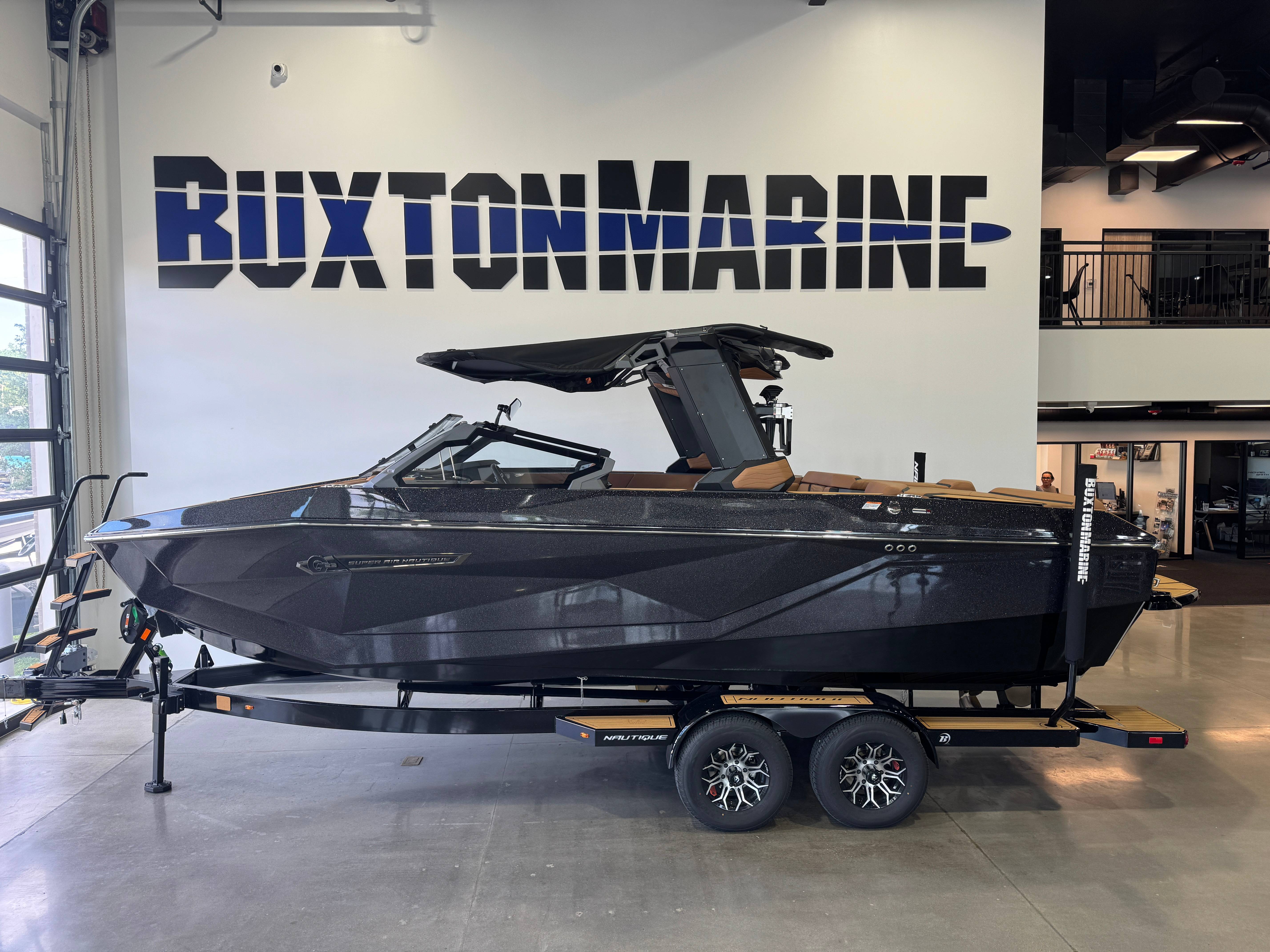 boat.Title