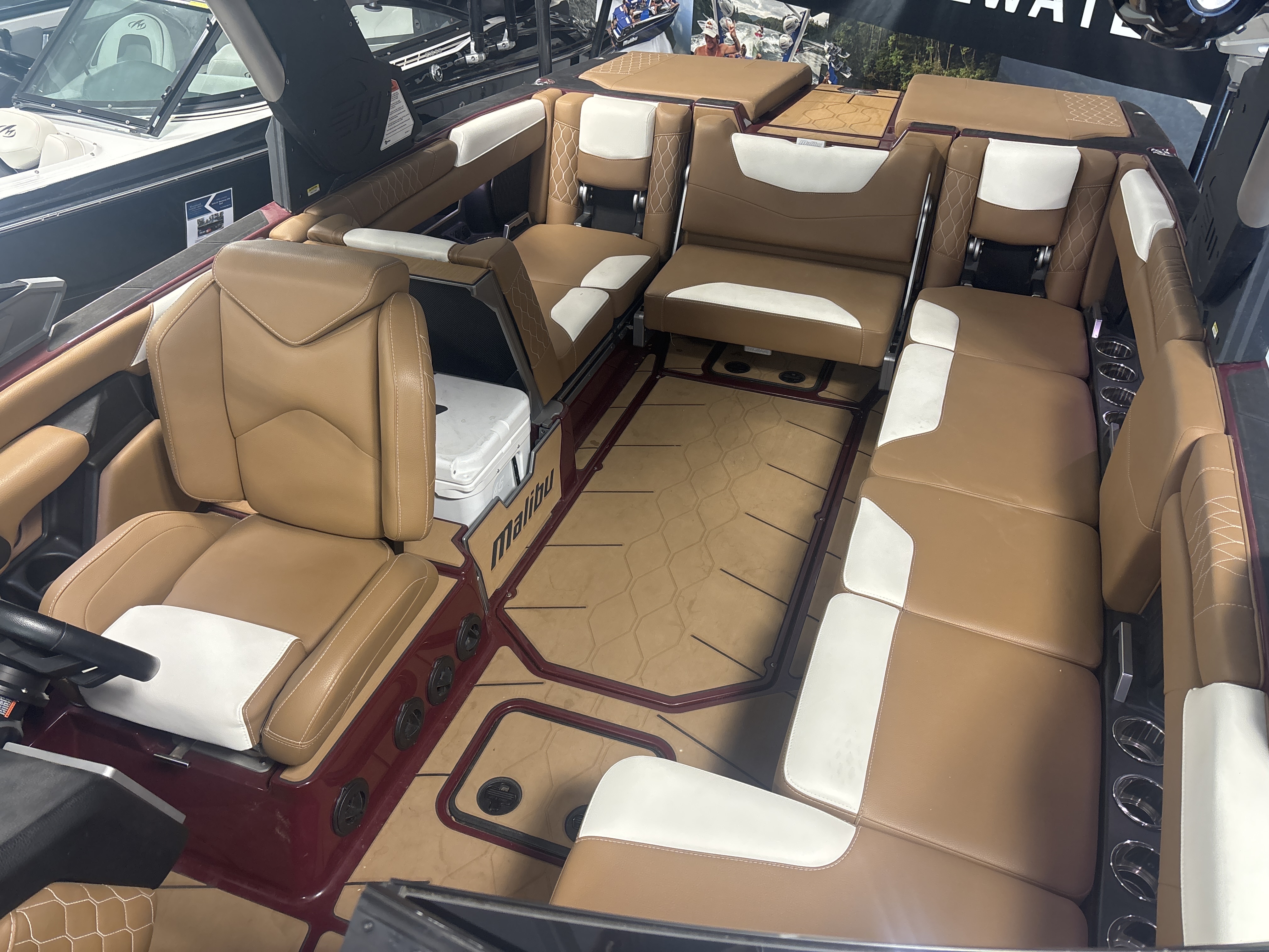 2020 Malibu M240